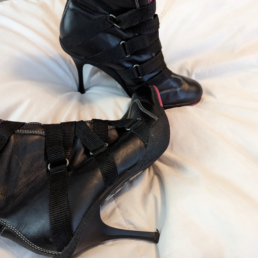 Boots - Picture 2 of 3
